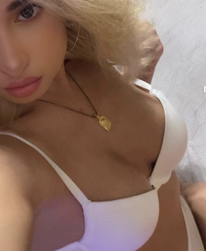 Amalia – in Good Girls anwesend